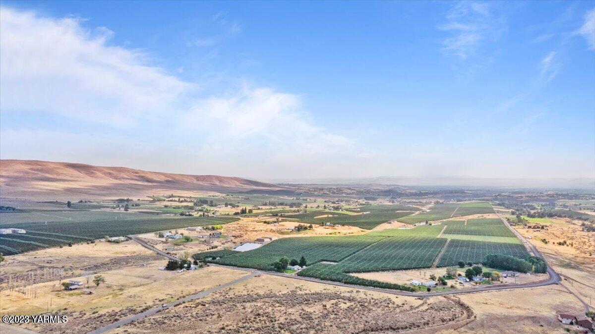 115 Black Hawk Road Yakima, WA 98908 - Photo 10 of 10