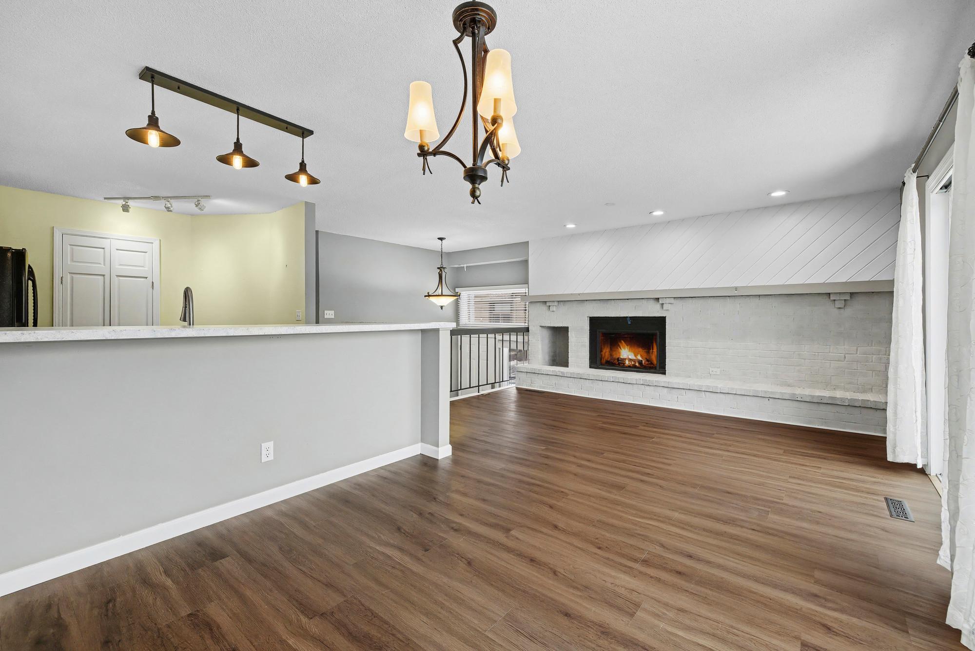 11557 Carriage Court Eden Prairie, MN 55344 - Photo 5 of 33