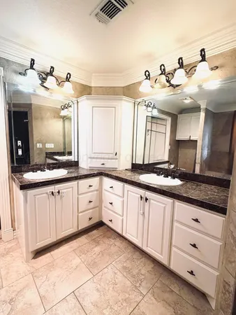 $360,000 | 101 Floyd Avenue, Dumas, TX 79029