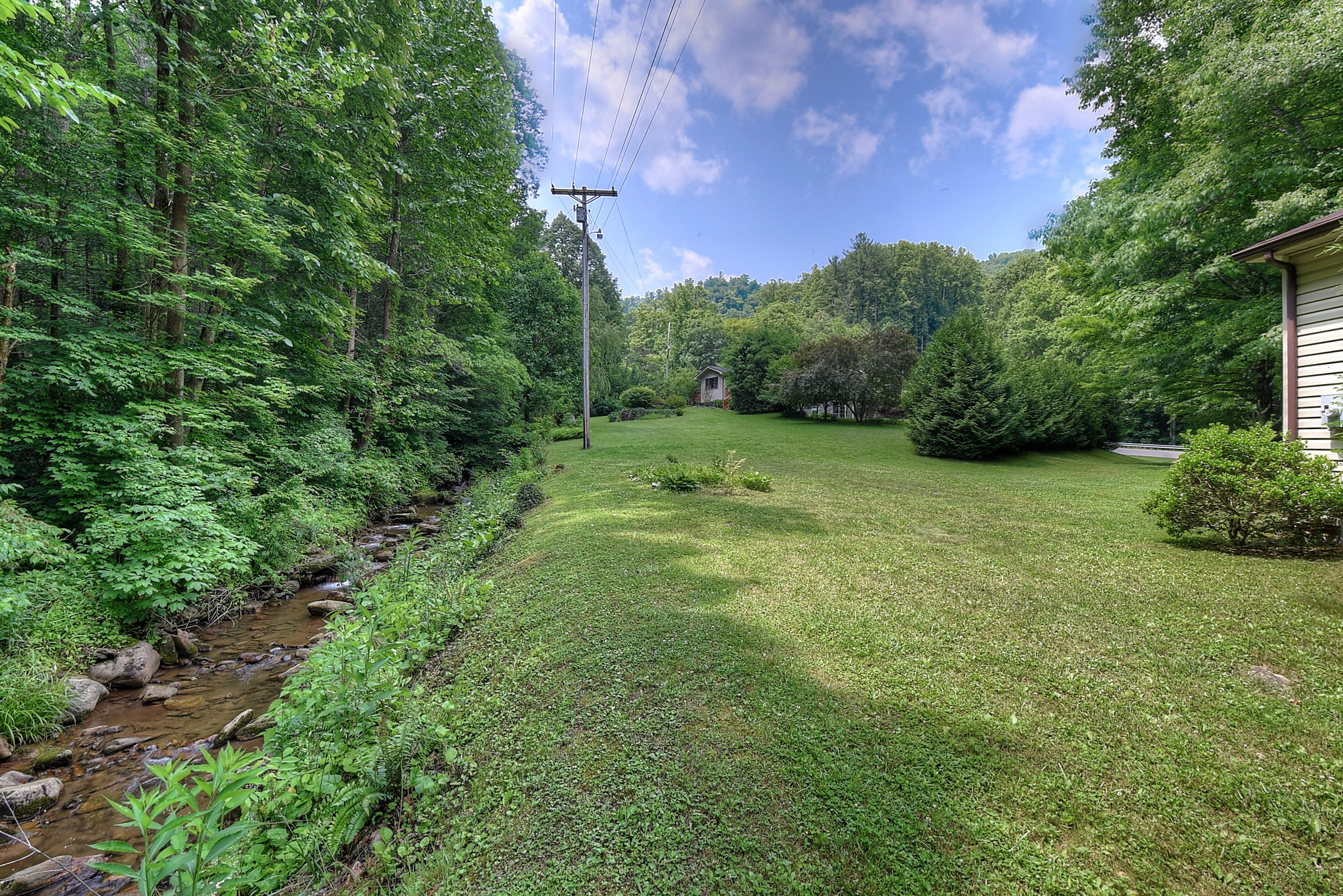 701 Coffee Ridge Road Erwin, TN 37650 - Photo 33 of 41 DSC_0535_36_37_38_39_40_1