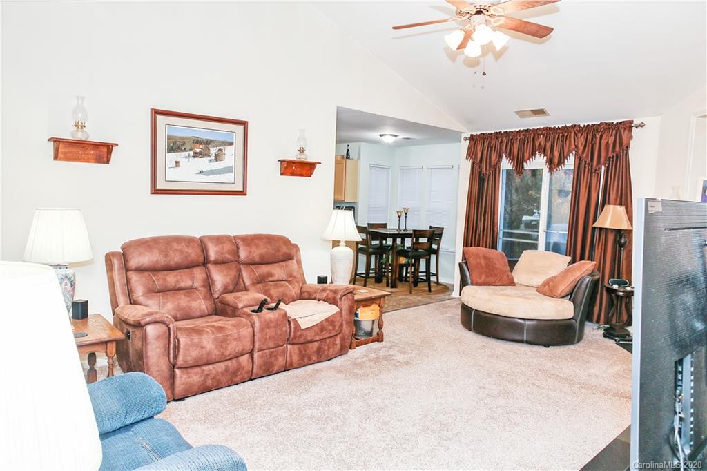 7813 Ebony Road Charlotte, NC 28216 - Photo 22 of 25 Gallery Image 22