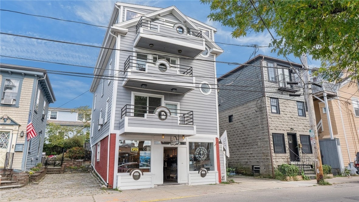 492 Thames Street, Unit 4 Newport, RI 02840 - Photo 2 of 26