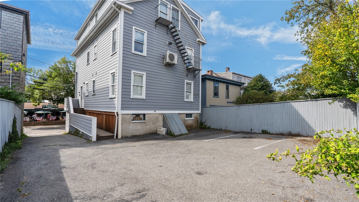 492 Thames Street, Unit 4 Newport, RI 02840 - Photo 25 of 26