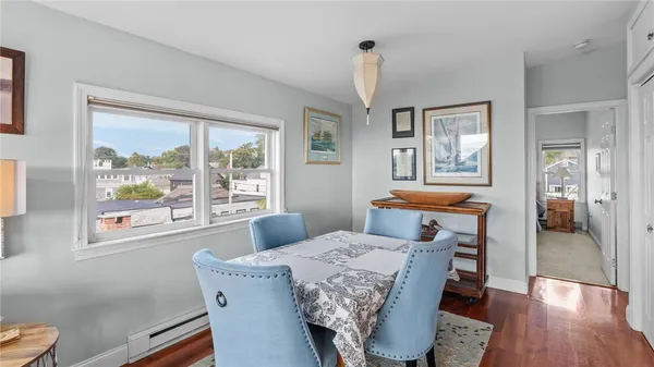 $5,000 | 492 Thames Street, Unit 4, Newport, RI 02840