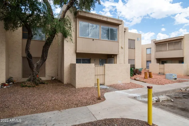 $1,100 | 3522 West Dunlap Avenue, Unit 180, Phoenix, AZ 85051