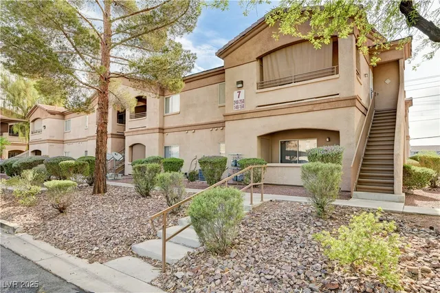$183,000 | 5751 East Hacienda Avenue, Unit 154, Las Vegas, NV 89122