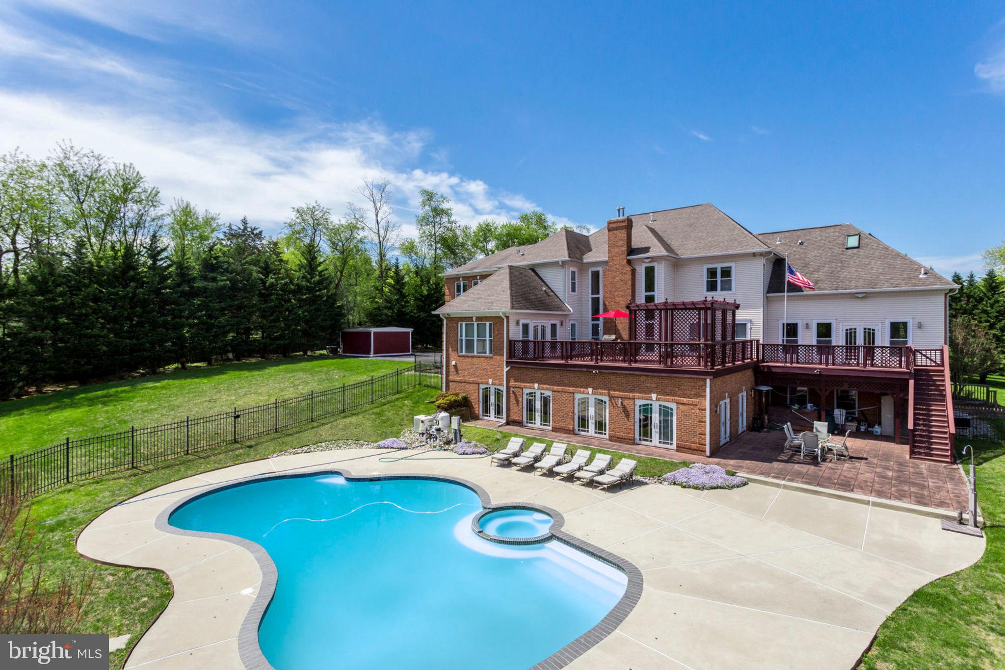 12821 Travilah Road Potomac, MD 20854 - Photo 2 of 59 Gallery Image 2