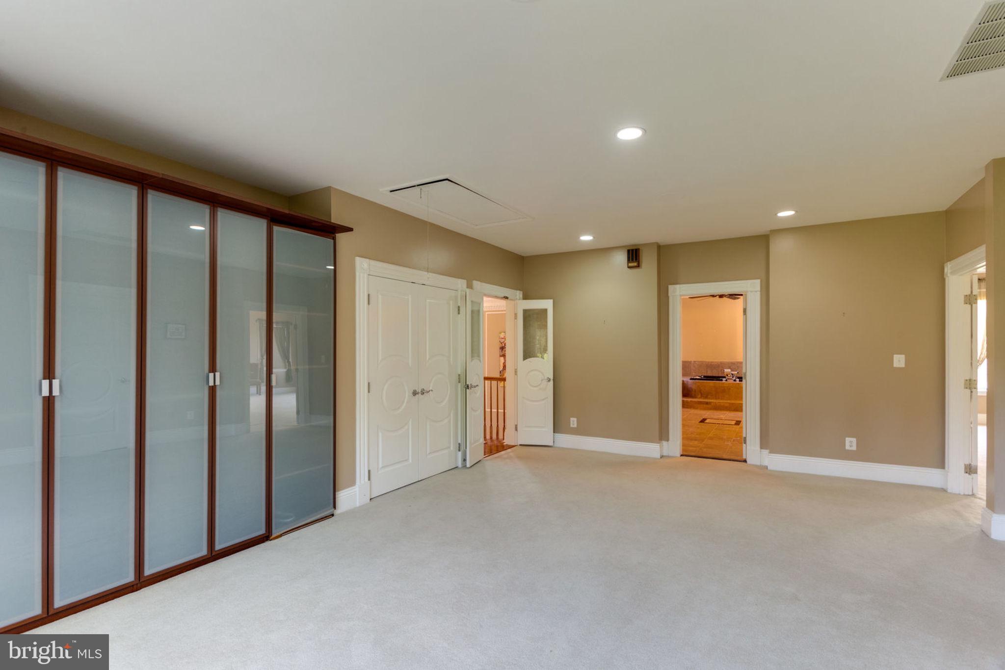 12821 Travilah Road Potomac, MD 20854 - Photo 21 of 59 Gallery Image 21