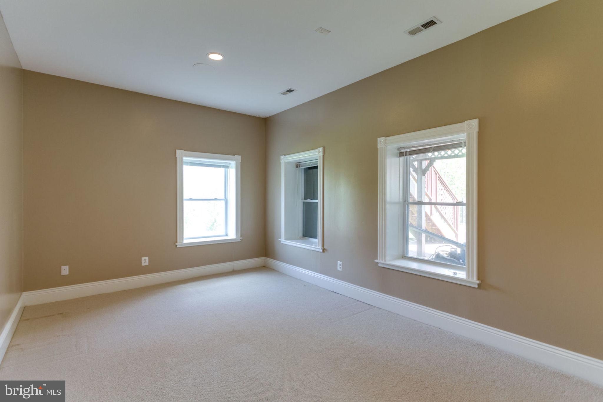 12821 Travilah Road Potomac, MD 20854 - Photo 38 of 59 Basment bedroom #4