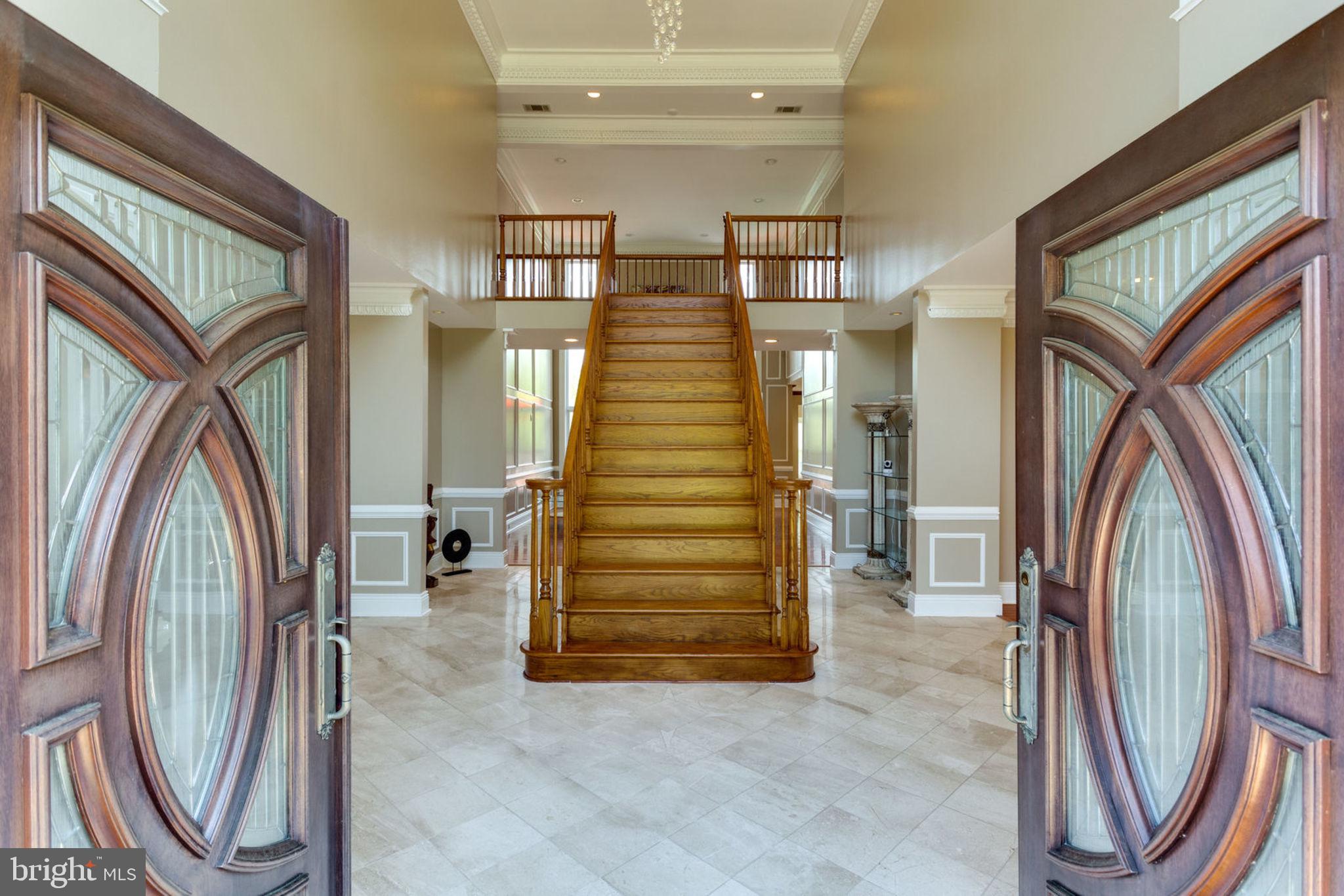12821 Travilah Road Potomac, MD 20854 - Photo 6 of 59 Gallery Image 6