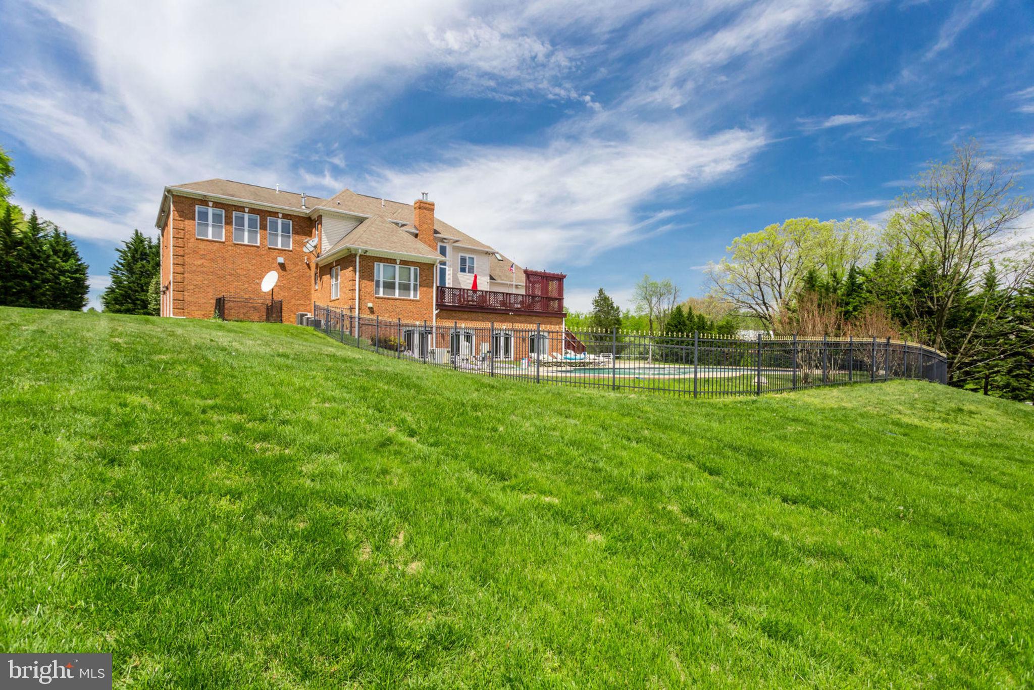 12821 Travilah Road Potomac, MD 20854 - Photo 54 of 59 Gallery Image 54