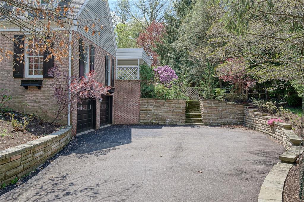 114 Buckingham Road Fox Chapel, PA 15215 - Photo 22 of 25 Gallery Image 22