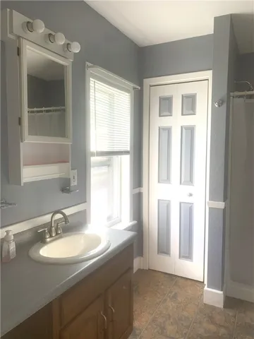 $750 | 219 West Main Street, Montour, NY 14865