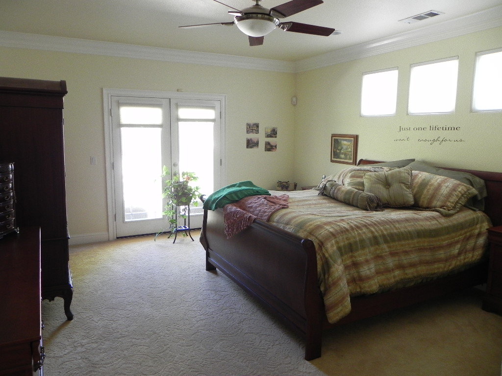951 River Bend Road Redding, CA 96003 - Photo 13 of 21 MASTER BEDROOM