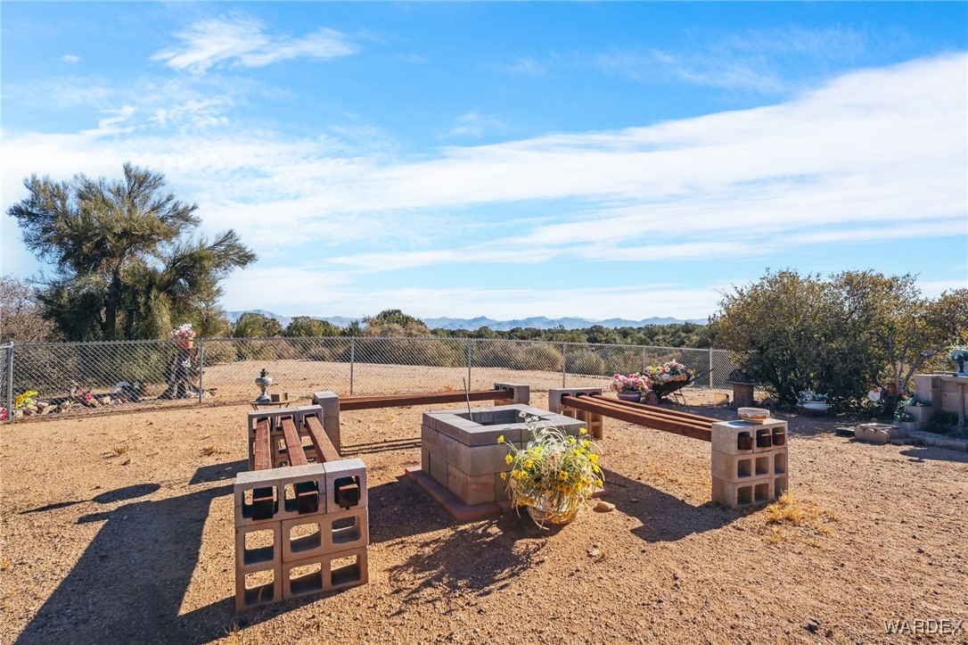 2000 South Cedar Road Kingman, AZ 86401 - Photo 46 of 71 Yard