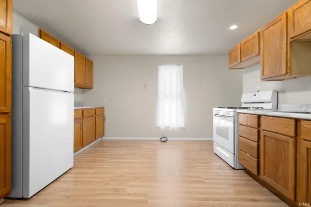 $174,900 | 19183 County Road 40, Goshen, IN 46526