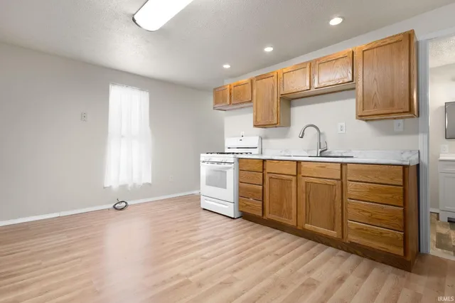 $174,900 | 19183 County Road 40, Goshen, IN 46526