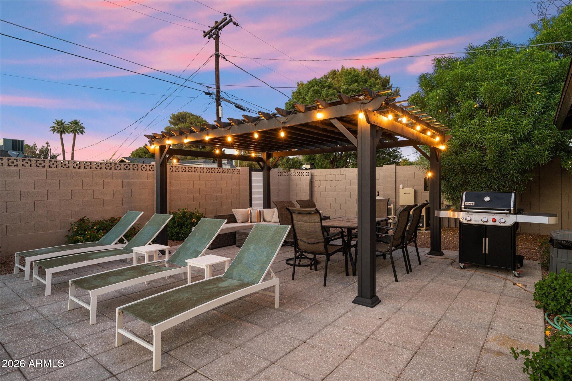 3802 East Piccadilly Road Phoenix, AZ 85018 - Photo 10 of 34