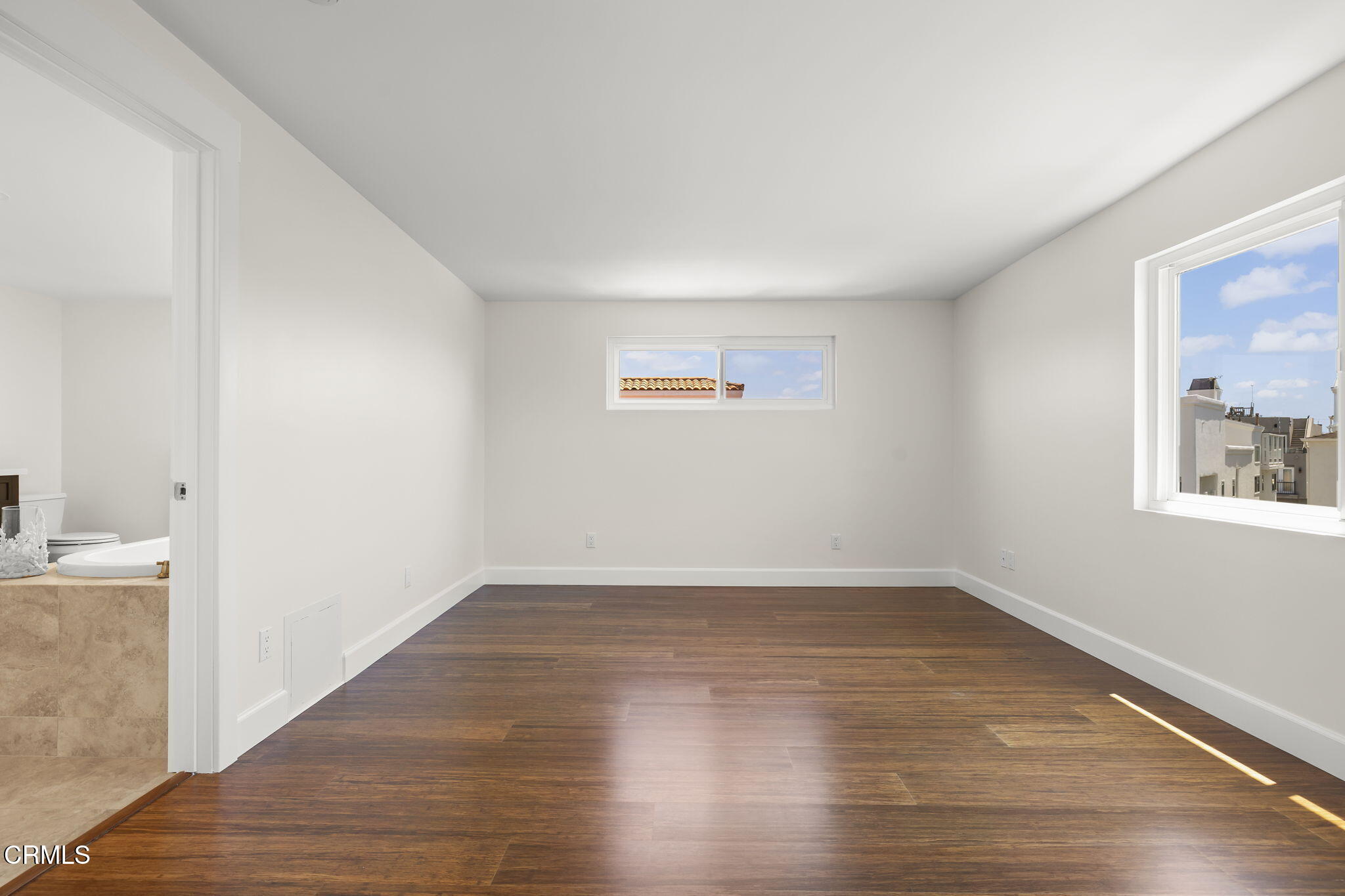 156 Highland Drive Oxnard, CA 93035 - Photo 34 of 67 Primary