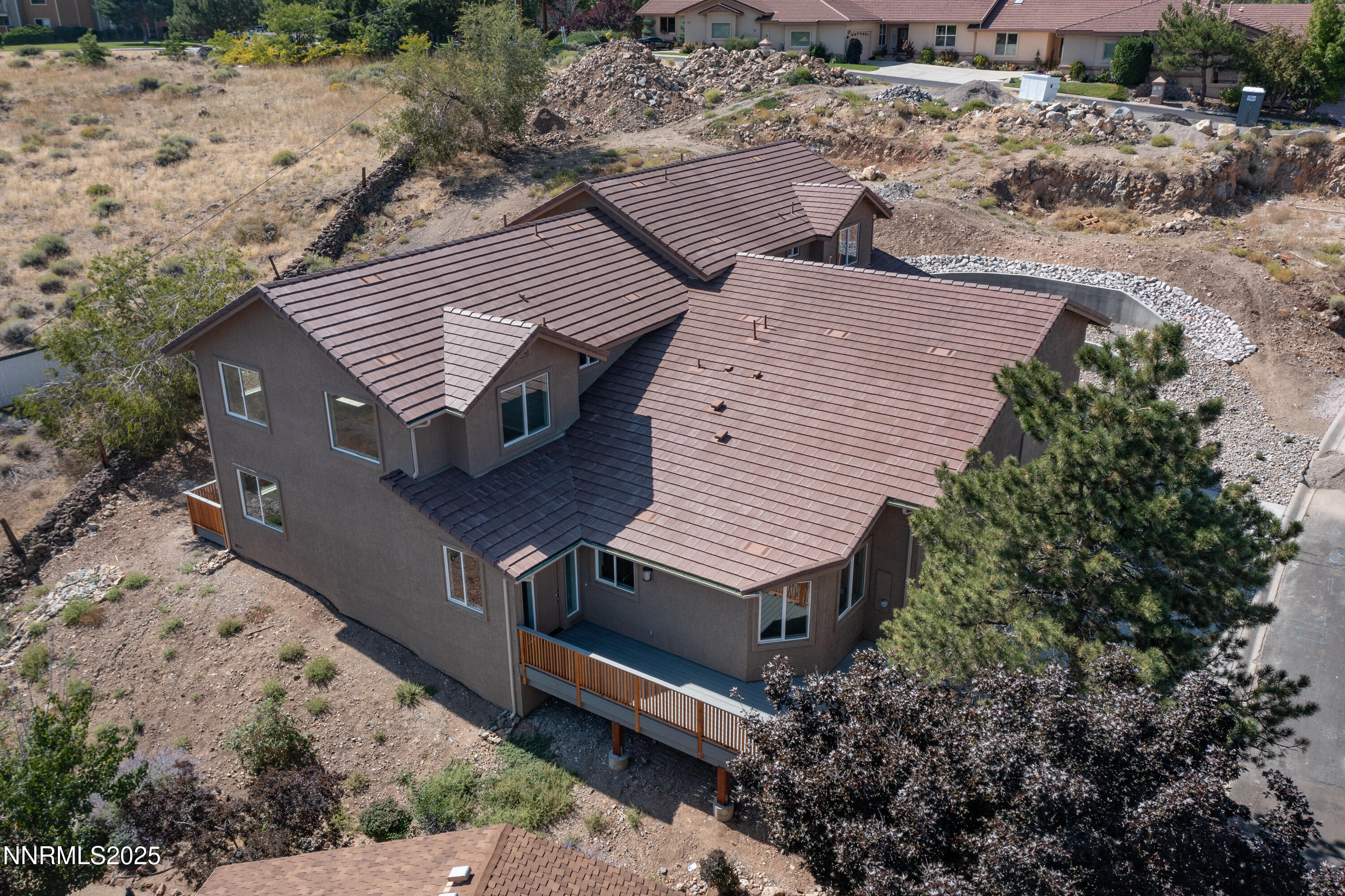 1460 Copper Point Circle Reno, NV 89519 - Photo 2 of 39 Copperpoint1460-001