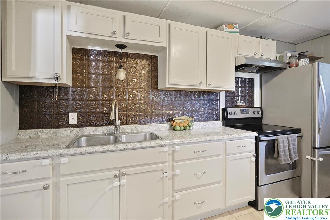 101 Clay Street Tamaqua, PA 18252 - Photo 12 of 33 Gallery Image 12