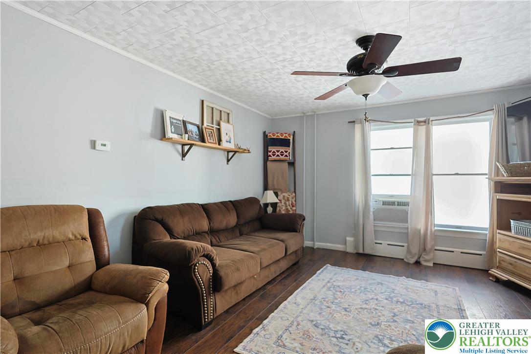 101 Clay Street Tamaqua, PA 18252 - Photo 8 of 33 Gallery Image 8