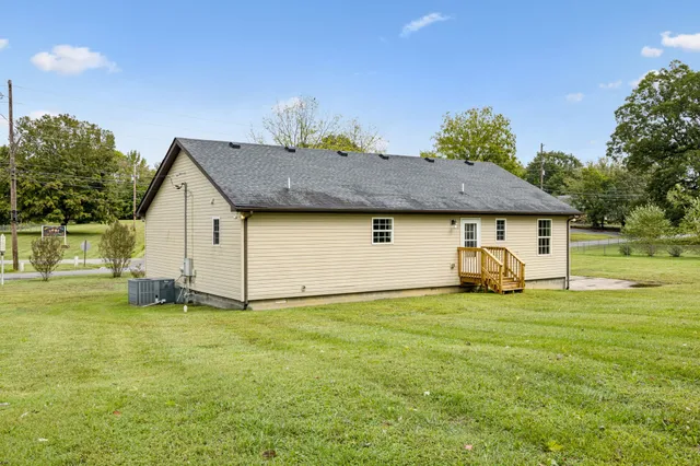 $340,000 | 3617 Old Coopertown Road, Springfield, TN 37172