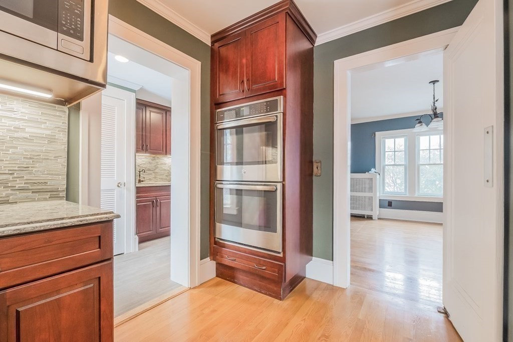 37 Creswell Road Worcester, MA 01602 - Photo 16 of 42 Gallery Image 16