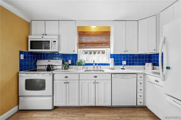 $324,900 | 260 North Street, East Aurora, NY 14052