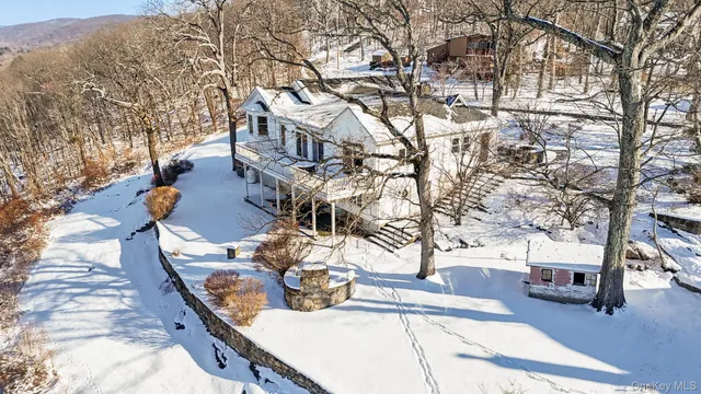 $879,000 | 3483 Fenimore Avenue, Mohegan Lake, NY 10547