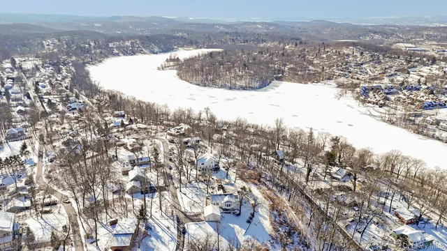 $879,000 | 3483 Fenimore Avenue, Mohegan Lake, NY 10547