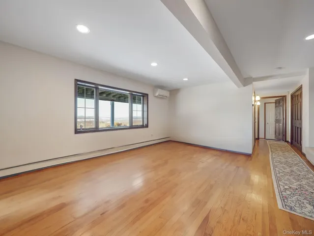 $879,000 | 3483 Fenimore Avenue, Mohegan Lake, NY 10547