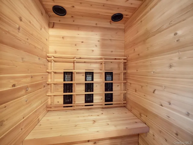 $879,000 | 3483 Fenimore Avenue, Mohegan Lake, NY 10547