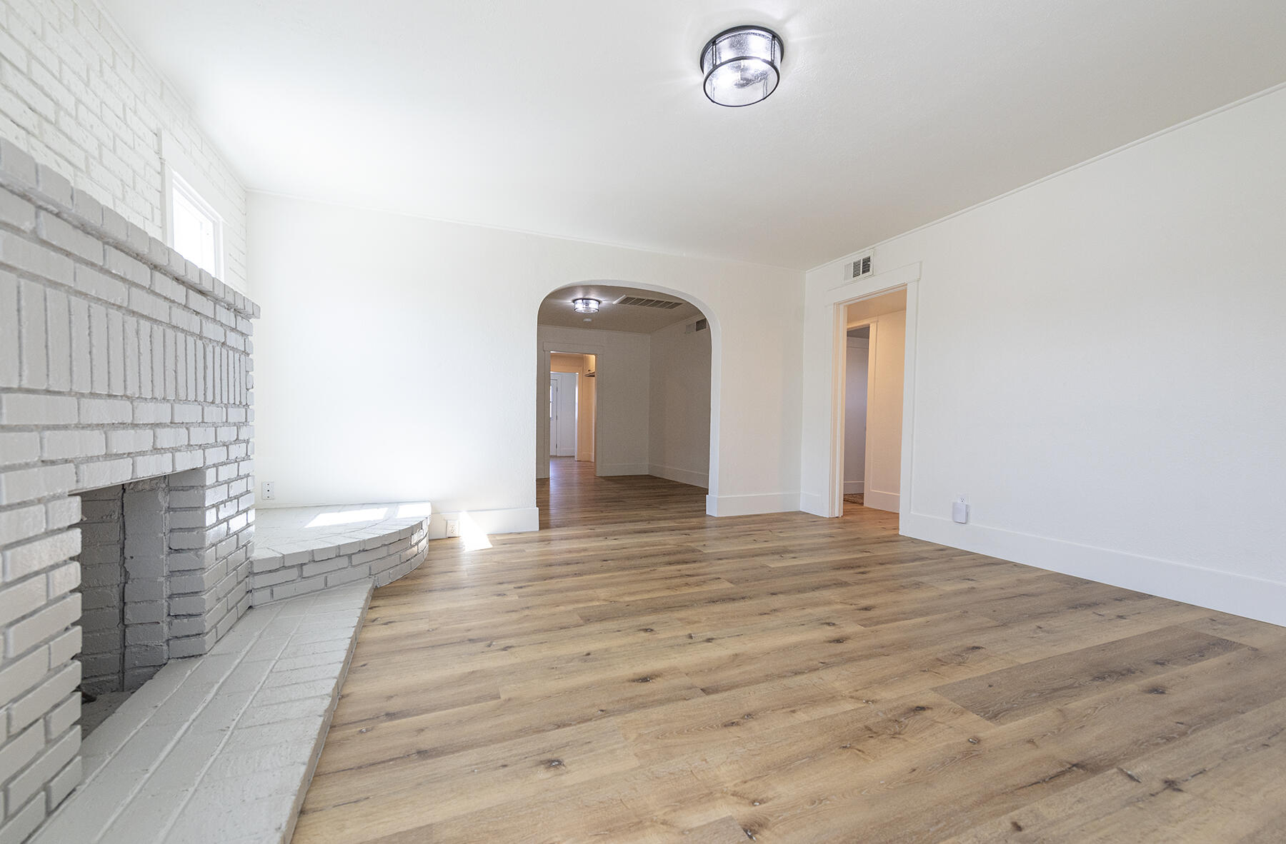 660 Channing Way Exeter, CA 93221 - Photo 9 of 53 11