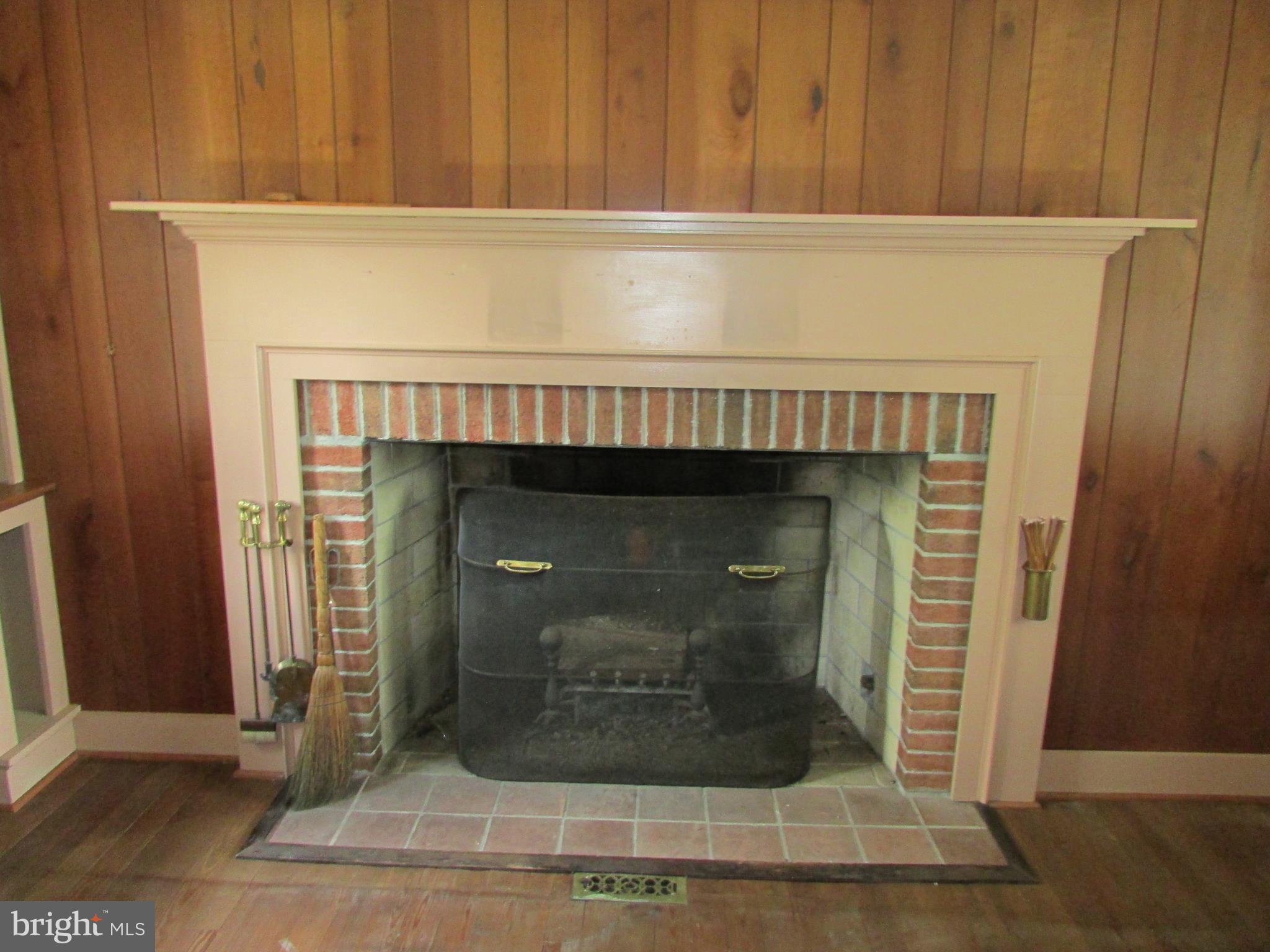 191 Myerstown Road Charles Town, WV 25414 - Photo 28 of 80 LIBRARY W/FIREPLACE