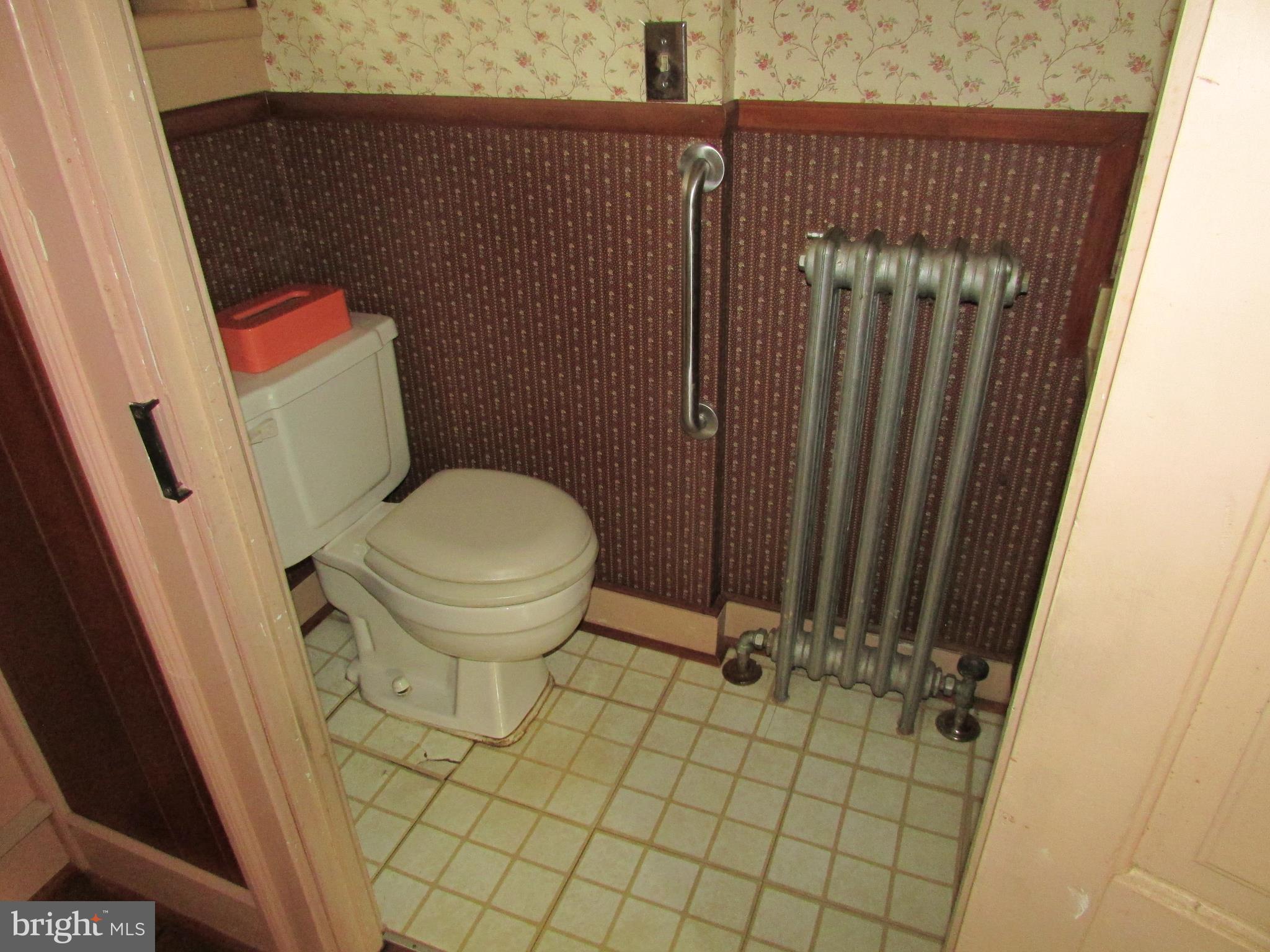 191 Myerstown Road Charles Town, WV 25414 - Photo 31 of 80 HALF BATH- MAIN LEVEL