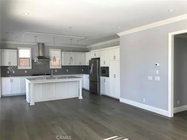 $5,200 | 96 Decker, Irvine, CA 92620