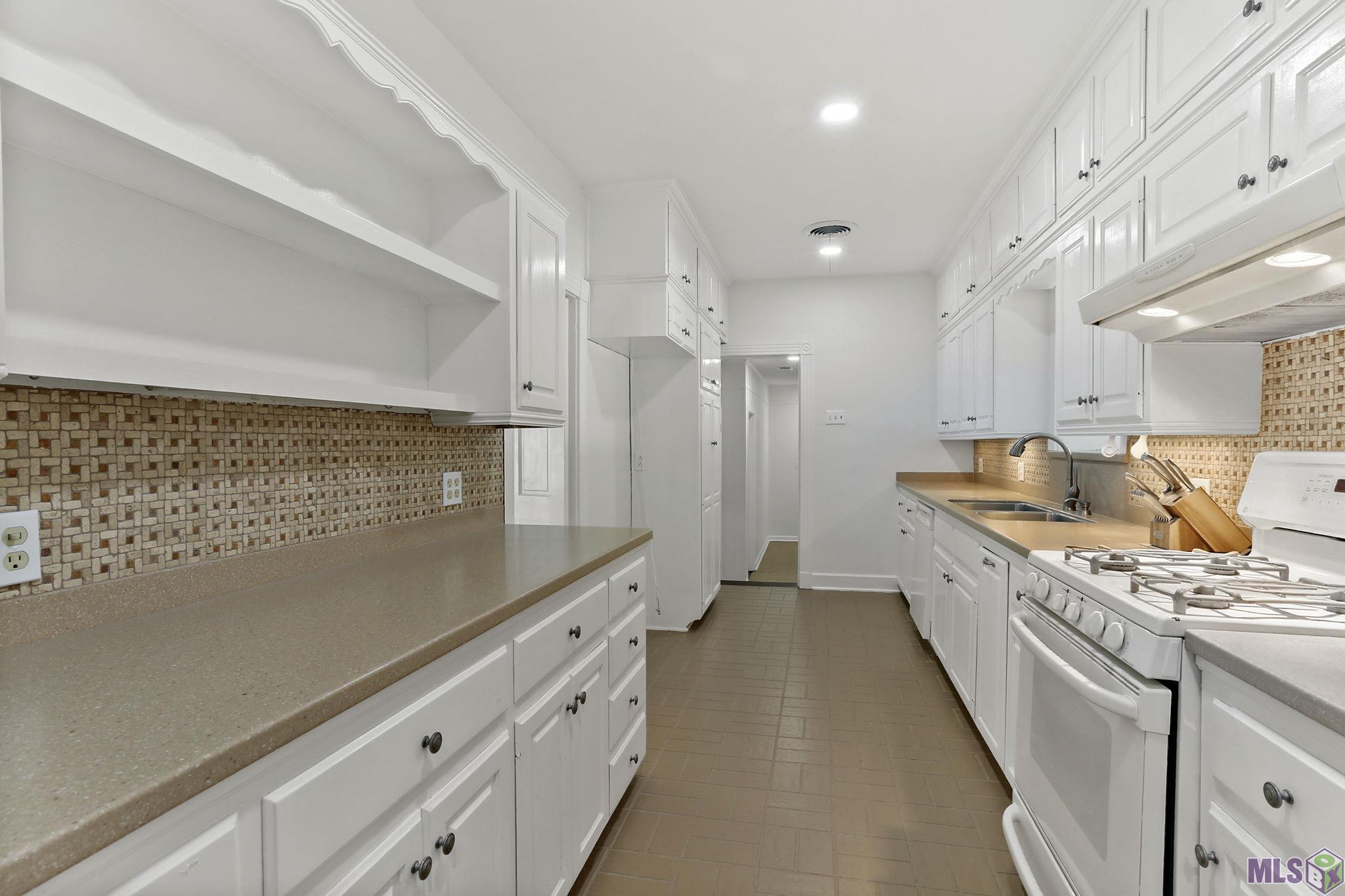 1454 Ormandy Drive Baton Rouge, LA 70808 - Photo 12 of 29