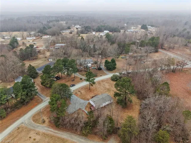 $200,000 | 7934 Wood Hollow Trail, Liberty, NC 27298
