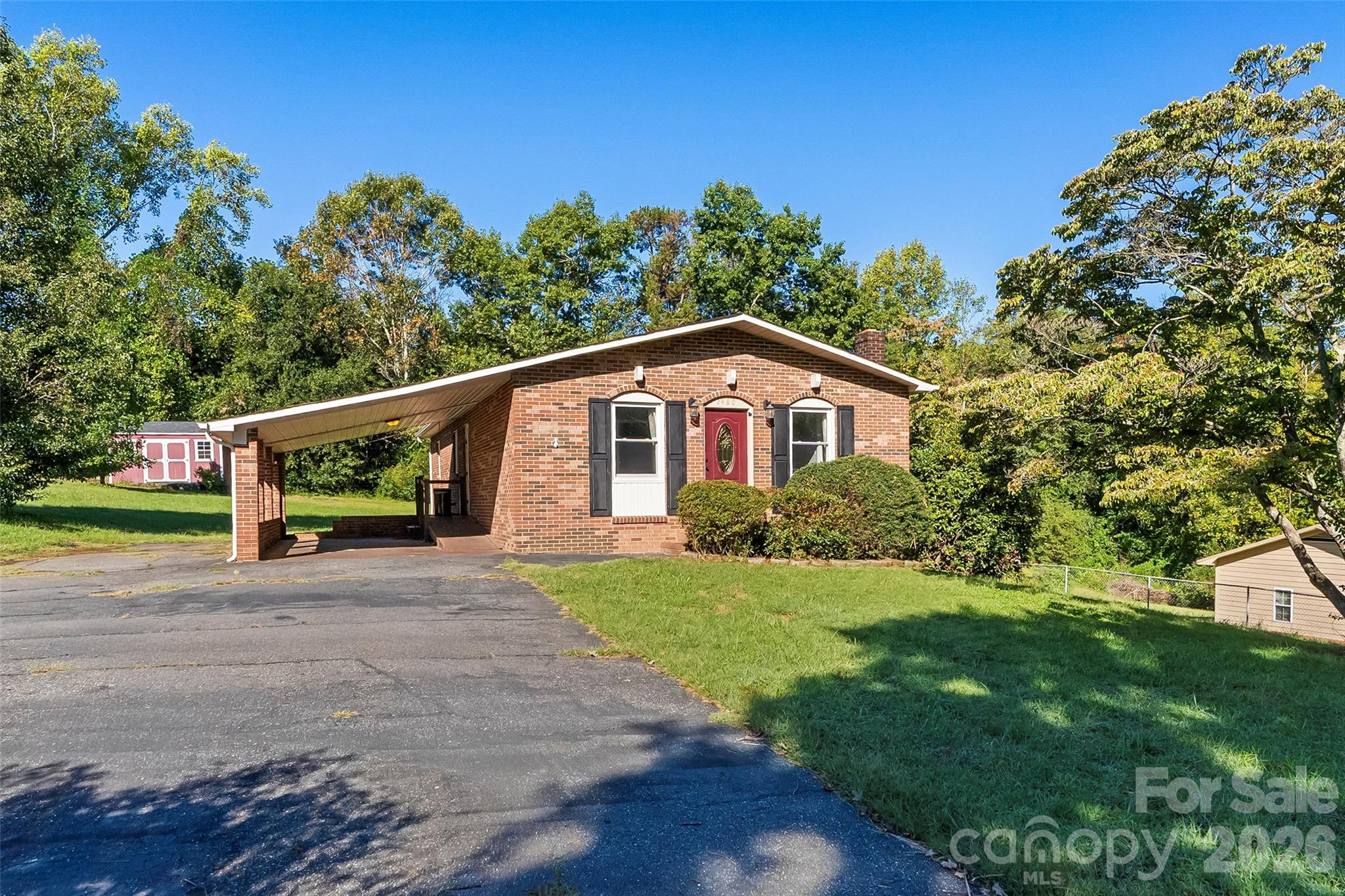 2480 Raintree Street Connelly Springs, NC 28612 - Photo 3 of 33 Gallery Image 3