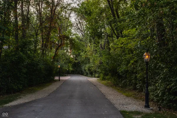 $10,948,500 | 10606 Brooks School Road, Fishers, IN 46037