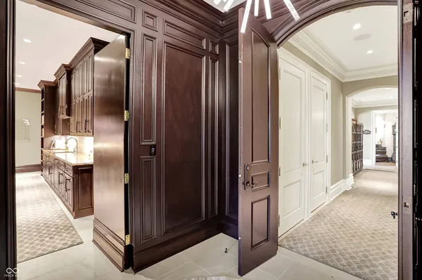$10,948,500 | 10606 Brooks School Road, Fishers, IN 46037