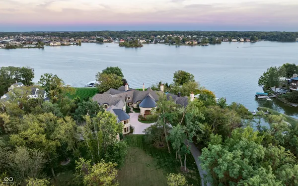 $10,948,500 | 10606 Brooks School Road, Fishers, IN 46037