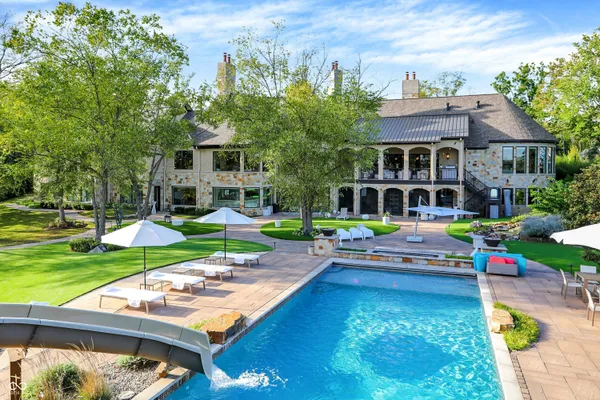 $10,948,500 | 10606 Brooks School Road, Fishers, IN 46037