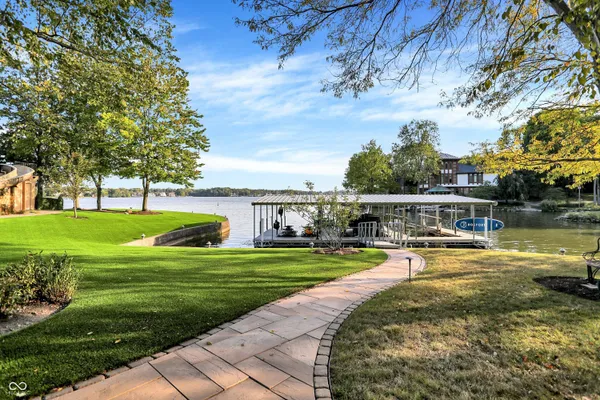 $10,948,500 | 10606 Brooks School Road, Fishers, IN 46037
