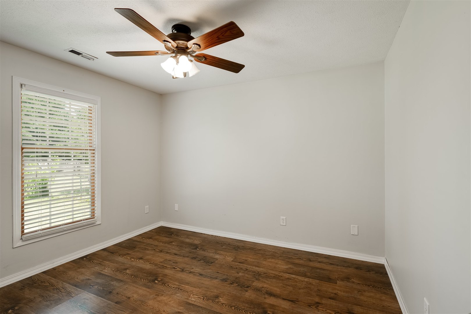 98 East Sycamore Street Normal, IL 61761 - Photo 18 of 38 Gallery Image 18