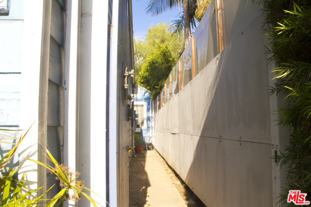 537 Rialto Avenue Venice, CA 90291 - Photo 17 of 17 Gallery Image 17