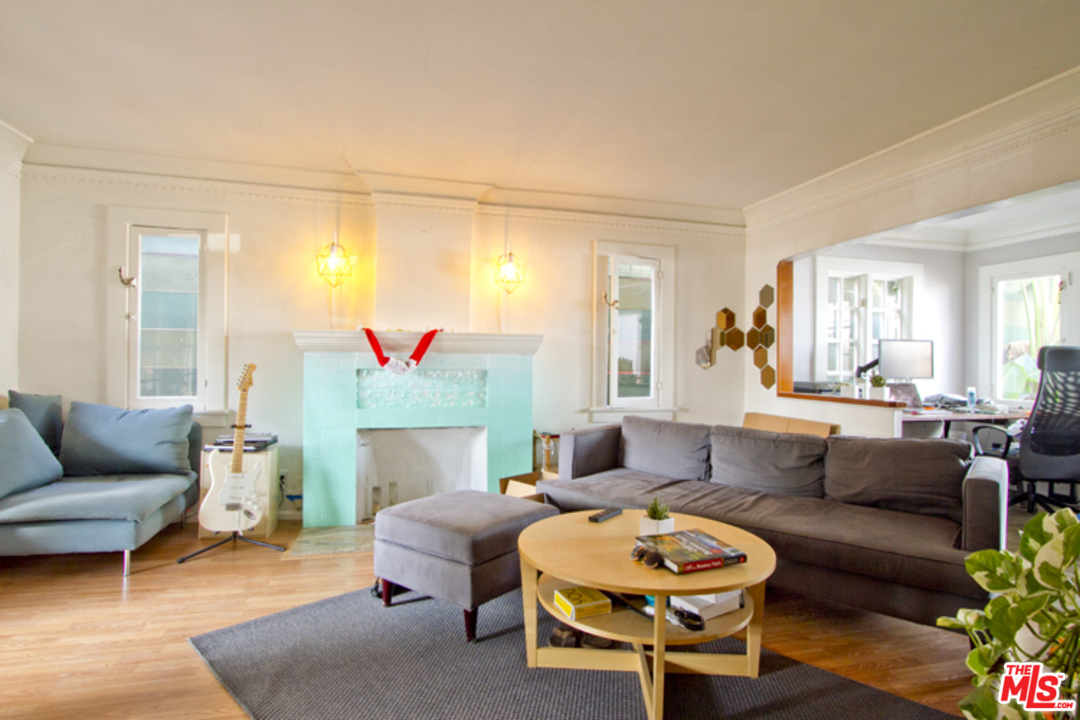 537 Rialto Avenue Venice, CA 90291 - Photo 6 of 17 Gallery Image 6