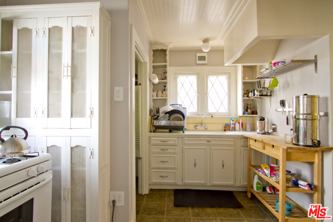 537 Rialto Avenue Venice, CA 90291 - Photo 7 of 17 Gallery Image 7