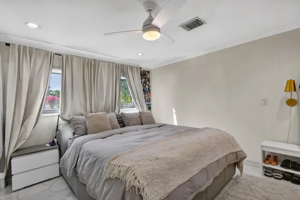 $6,300 | 2601 Northeast 8th Court, Pompano Beach, FL 33062